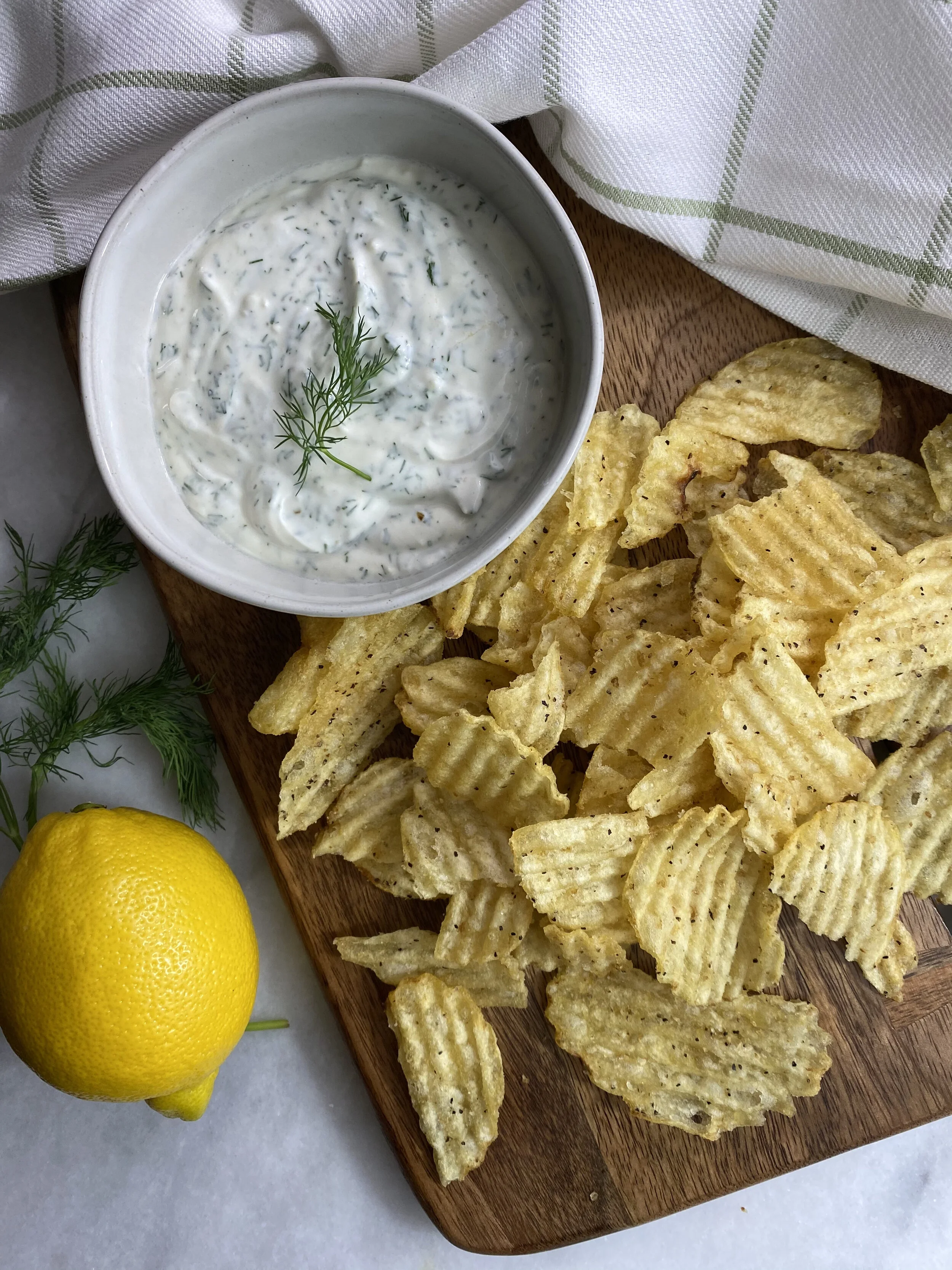 DILL TAHINI YOGURT DIP