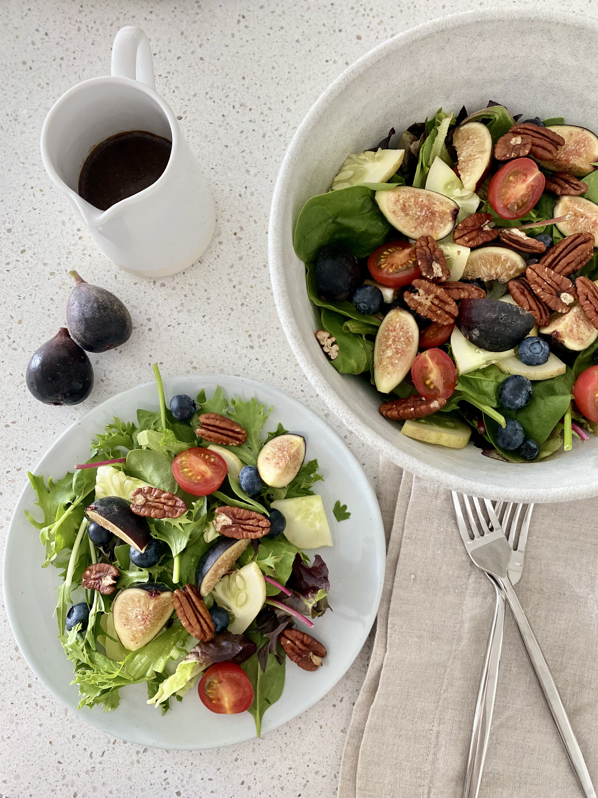 FIG & BERRY SUMMER SALAD