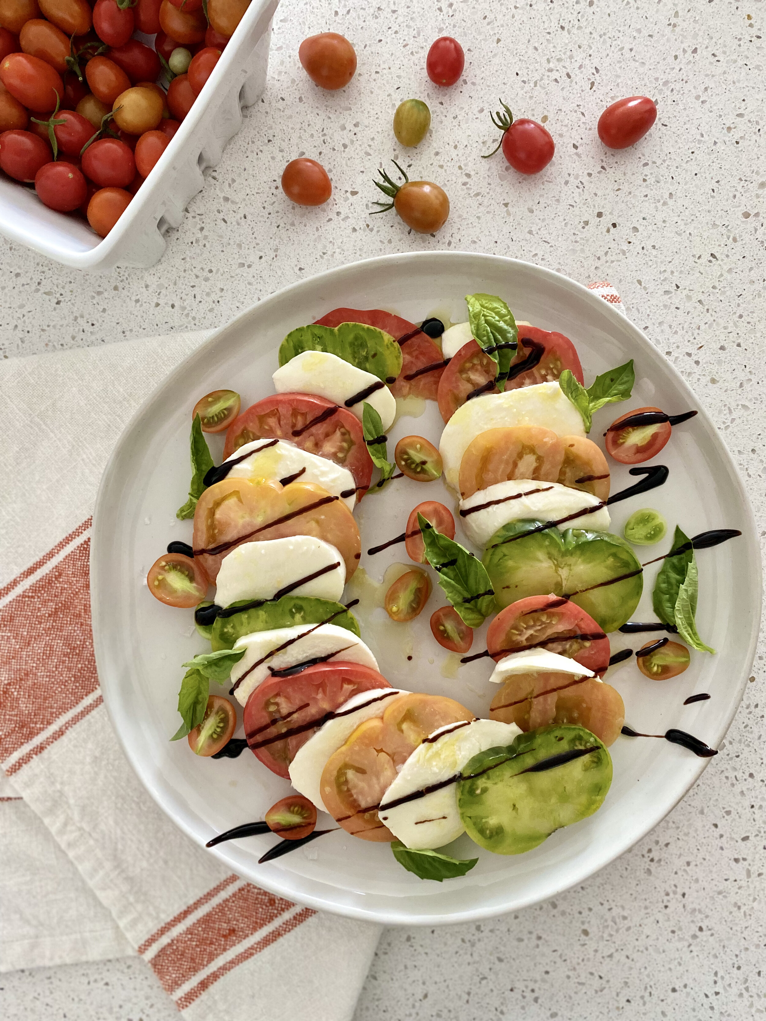 CAPRESE SALAD CAPRESE SALAD