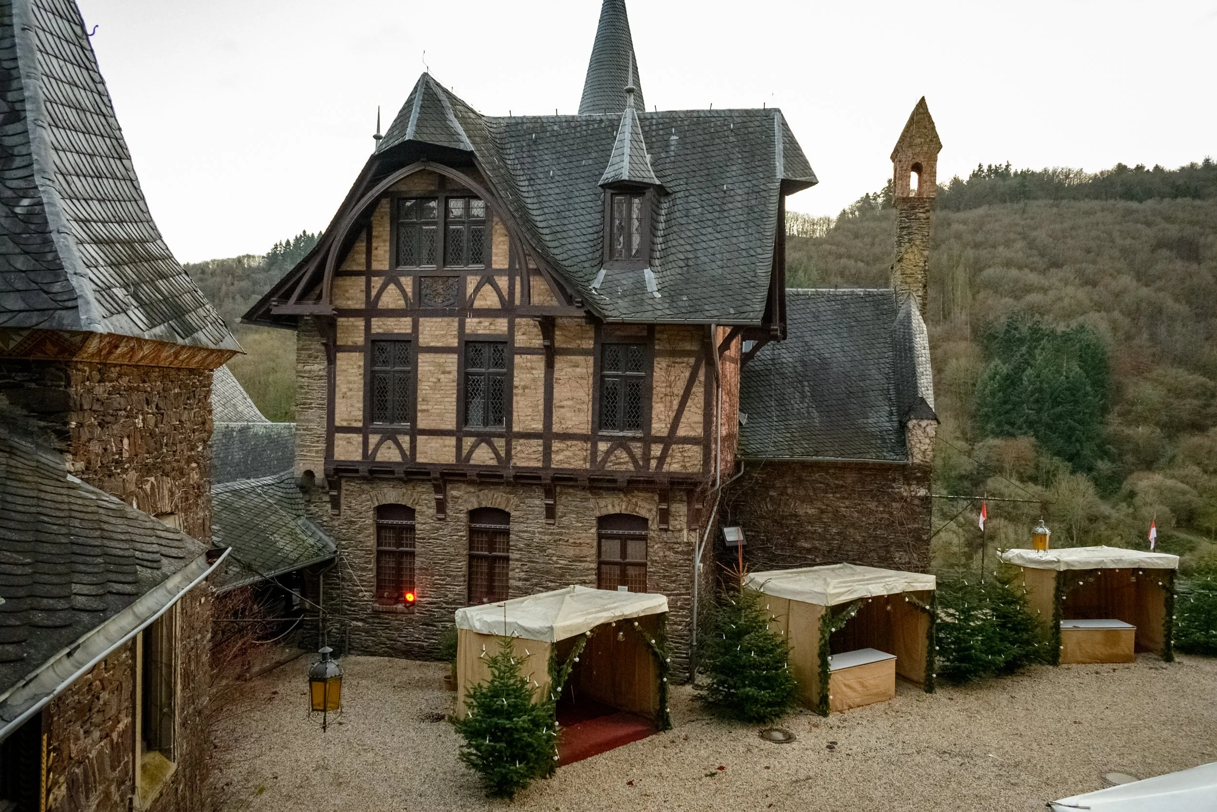 Architecture / interior / real estate / exhibition / design / drone