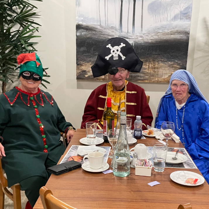 Notre traditionnel concours de costumes d'Halloween