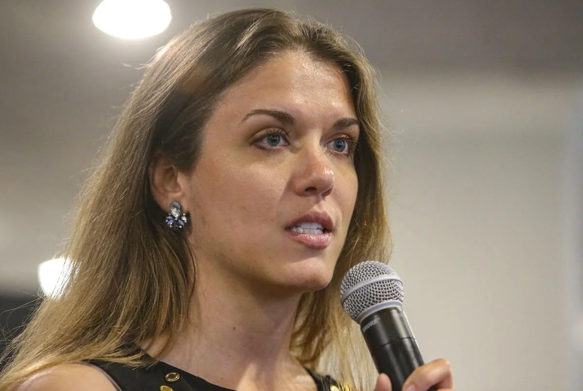 ELECTION DAY IN ILLINOIZE: Feeling on the ground...How do candidates REALLY feel right now...The congressional upset nobody predicted?...Toia: restaurants "hemorrhaging."