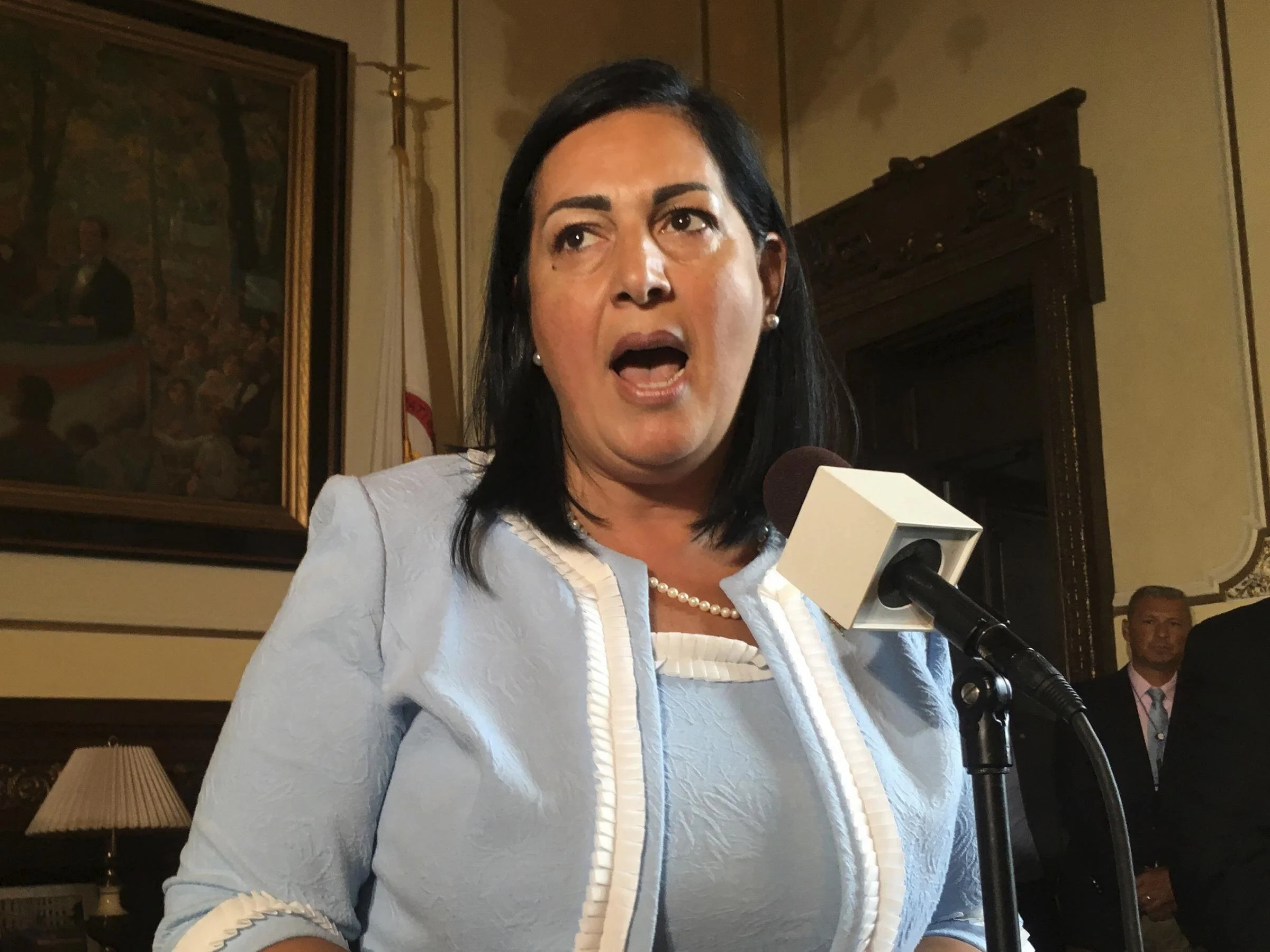 THE ILLINOIZE: Pritzker won't give Chapa LaVia vote of confidence...Many unanswered questions...Pritzker won't reduce restaurant mitigations until 2021...Davis and Pritzker war of words escalates...