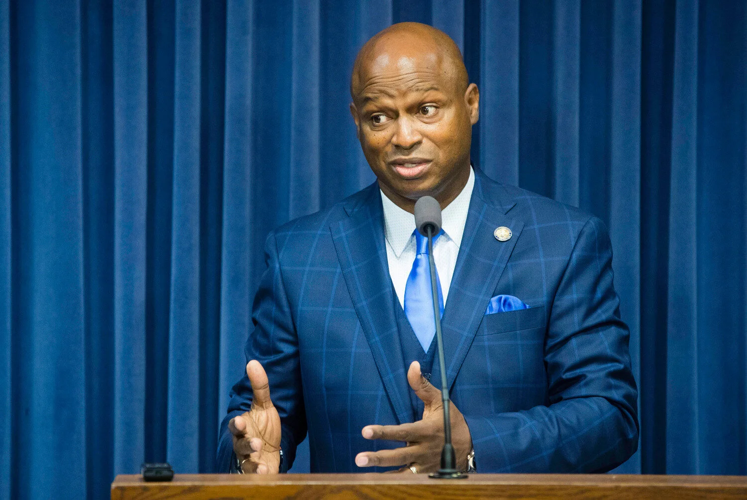 BREAKING: The Madigan era is over...Chris Welch to be sworn in as 70th Illinois Speaker of the House