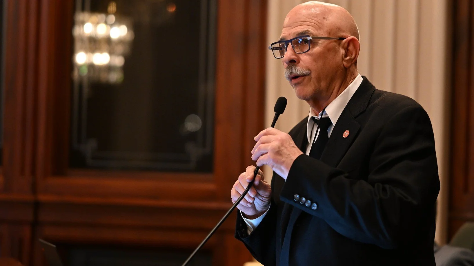 Caulkins Won't Run for Re-Election, Potentially Setting Up Bloomington vs. Decatur Showdown