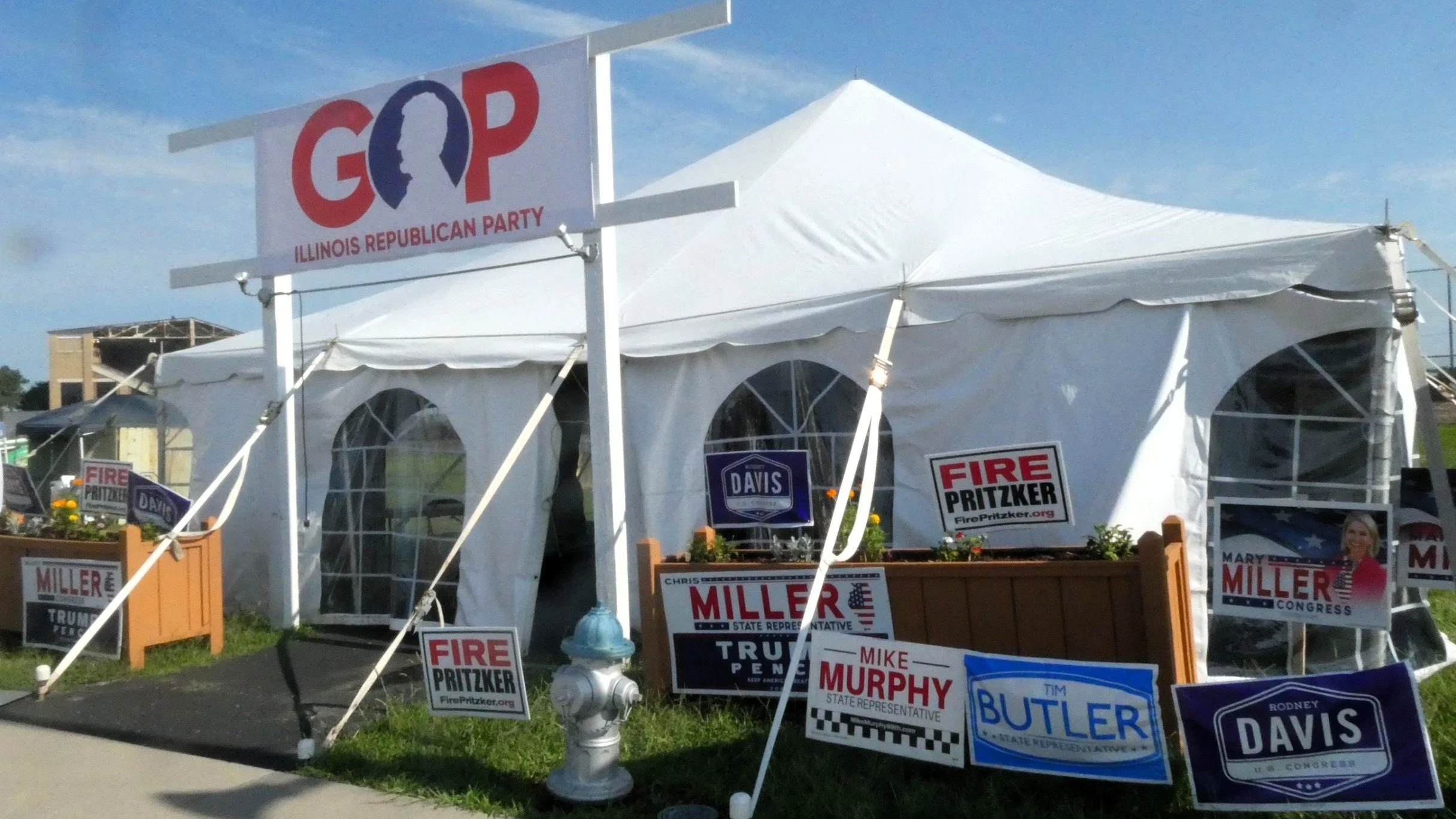 Some GOP Leaders Fear Party "Screwed" in 2026