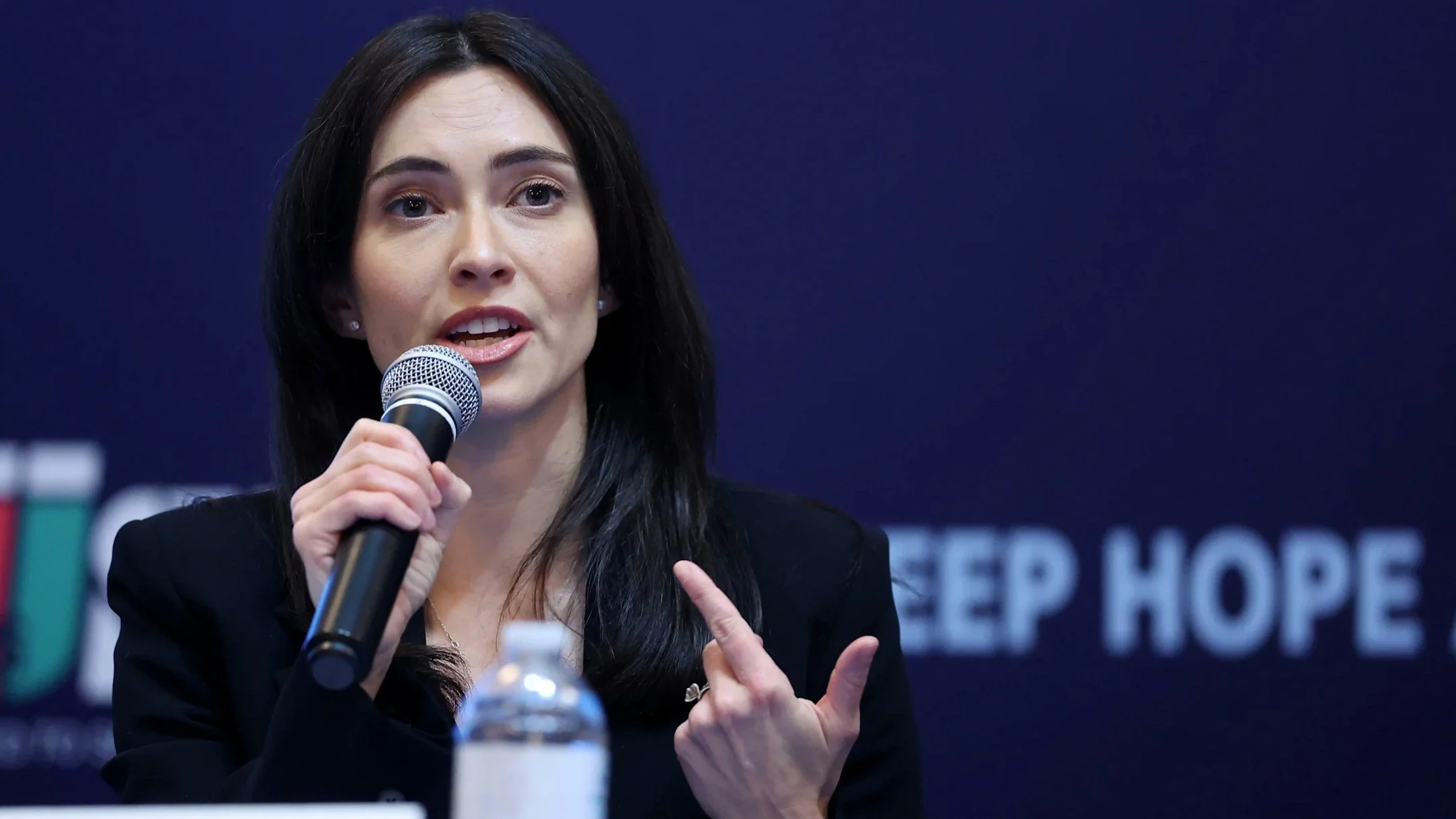 Pritzker Endorses Croke for Comptroller