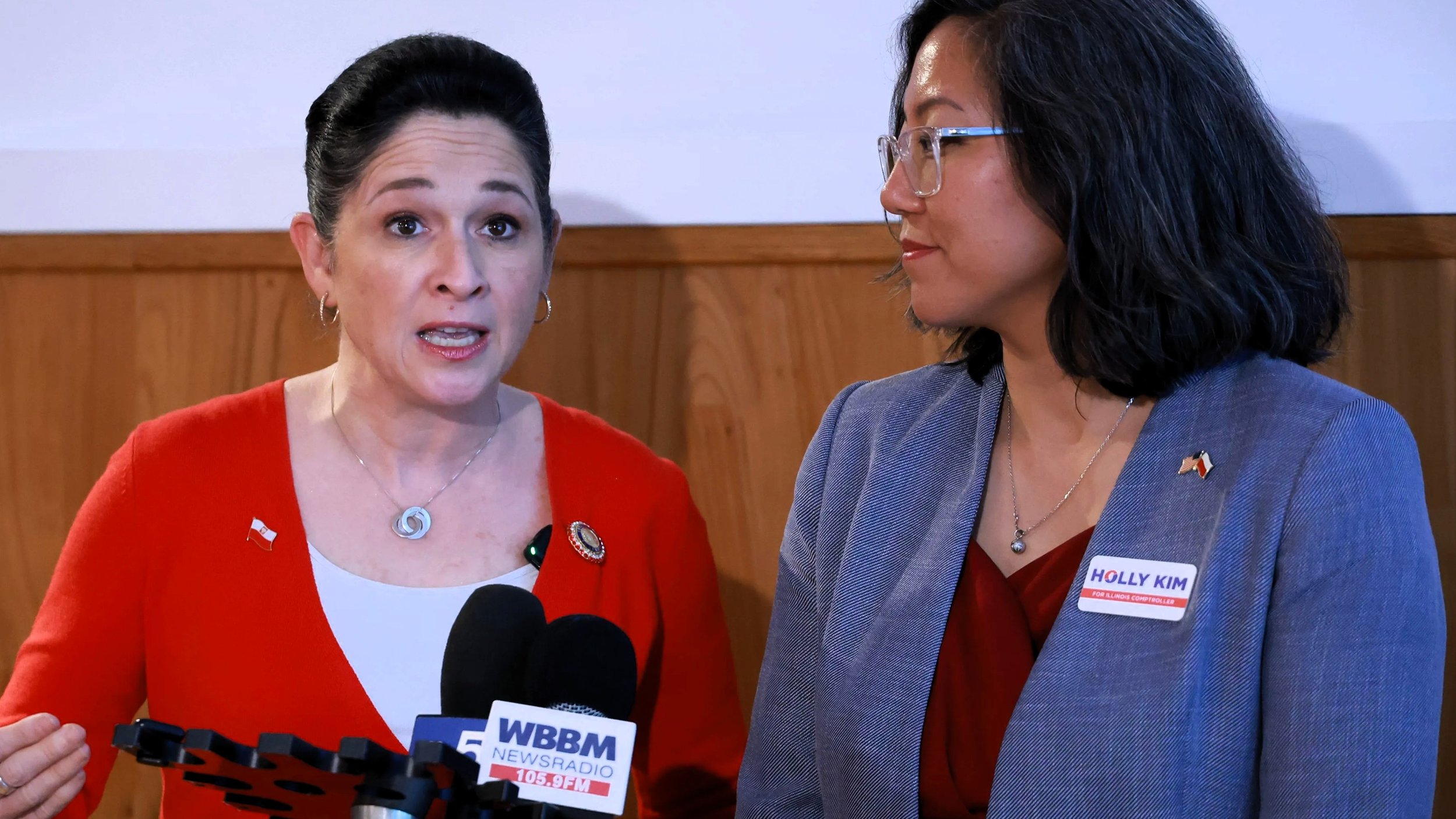 Mendoza Dings Pritzker for Playing in "Independent" Comptroller Race