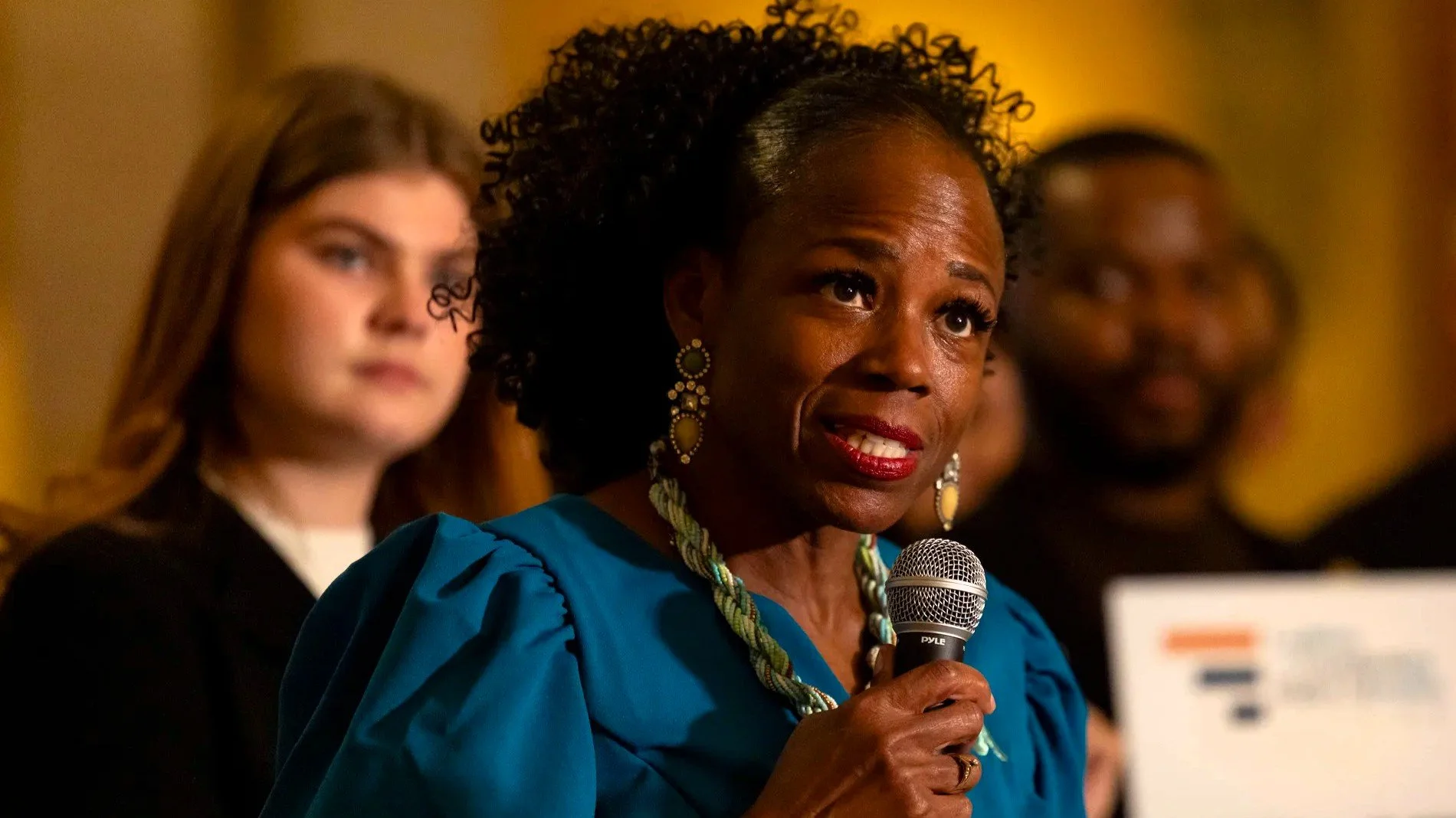 Welch Removes Ammons from House Dem Caucus, Doesn't Call on Her to Resign