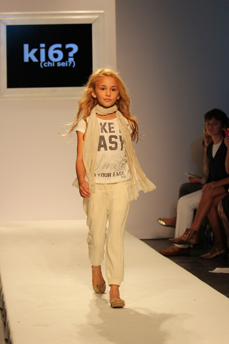 Carini+Co+Branding+Content+Marketing+_+petite+parade+vogue+bambini+11.jpg