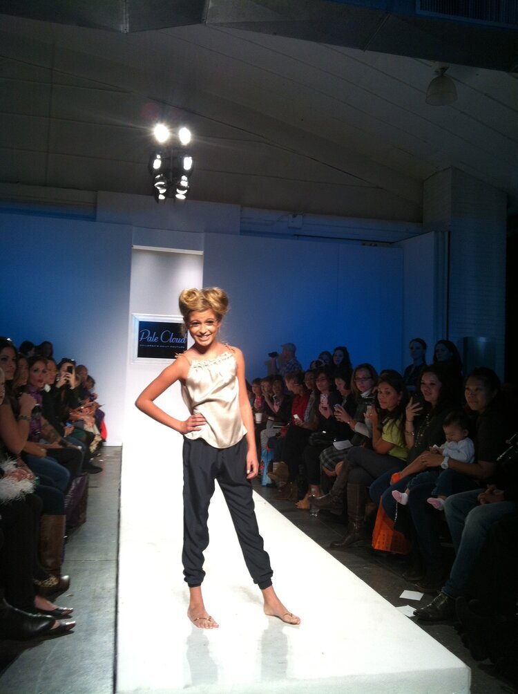 Carini+Co+Branding+Content+Marketing+_+petite+parade+vogue+bambini+17.jpeg