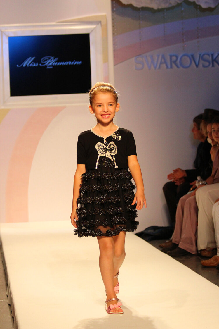 Carini+Co+Branding+Content+Marketing+_+petite+parade+vogue+bambini+19.jpg