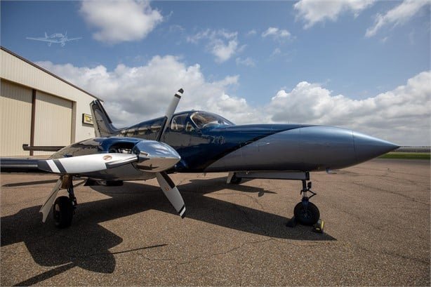 1981 Cessna 414A, 414A-0817, N67RZ