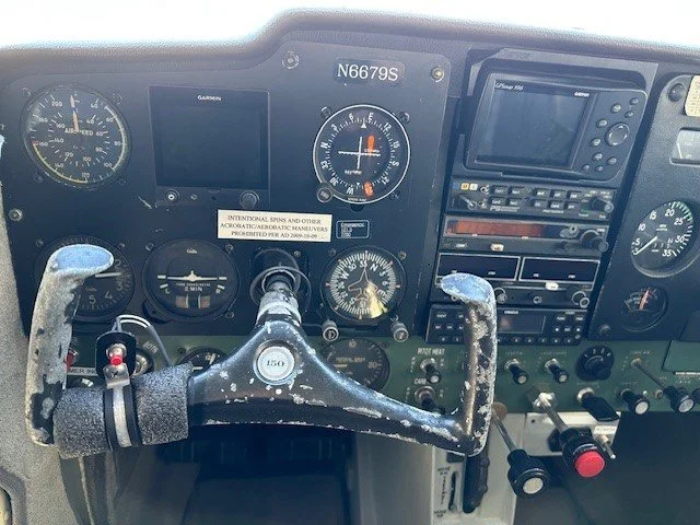 N6679S C150H INT PIC 2.jpg