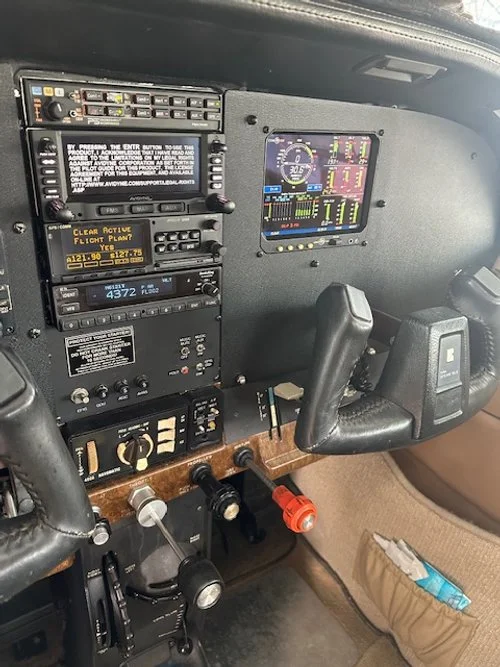 N6121T Panel Pic 2.jpg