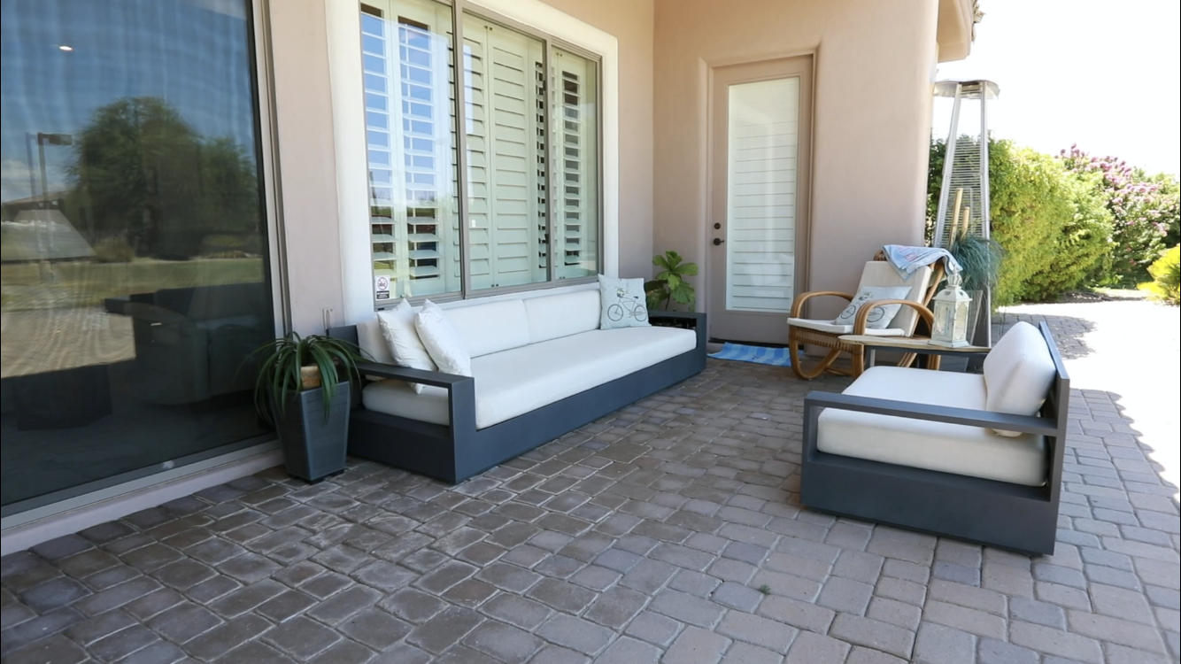 Outdoor Sitting Area