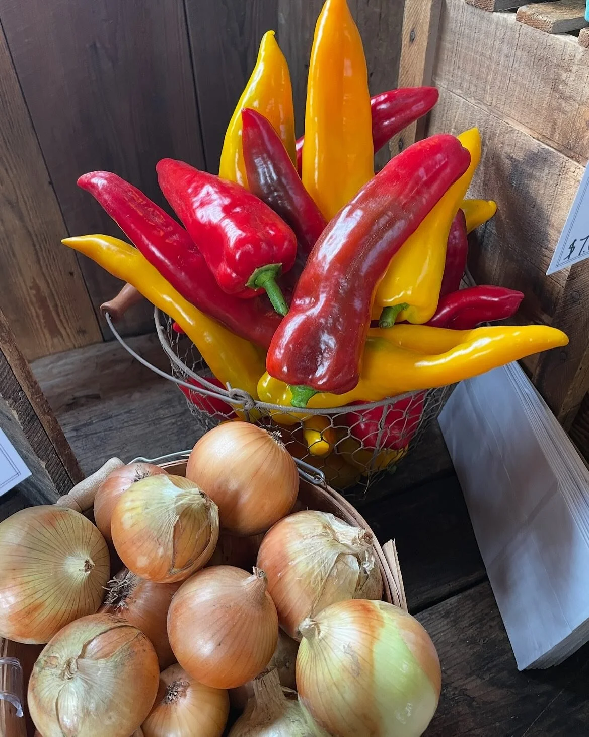 Pop-up Market, tomorrow, October 10th! We&rsquo;re still going strong with a delightful mix of end of summer and new fall harvests.  Join us from 9am to noon! We&rsquo;ll have baked goods, prepared foods and community! 

And please note that our bi-w
