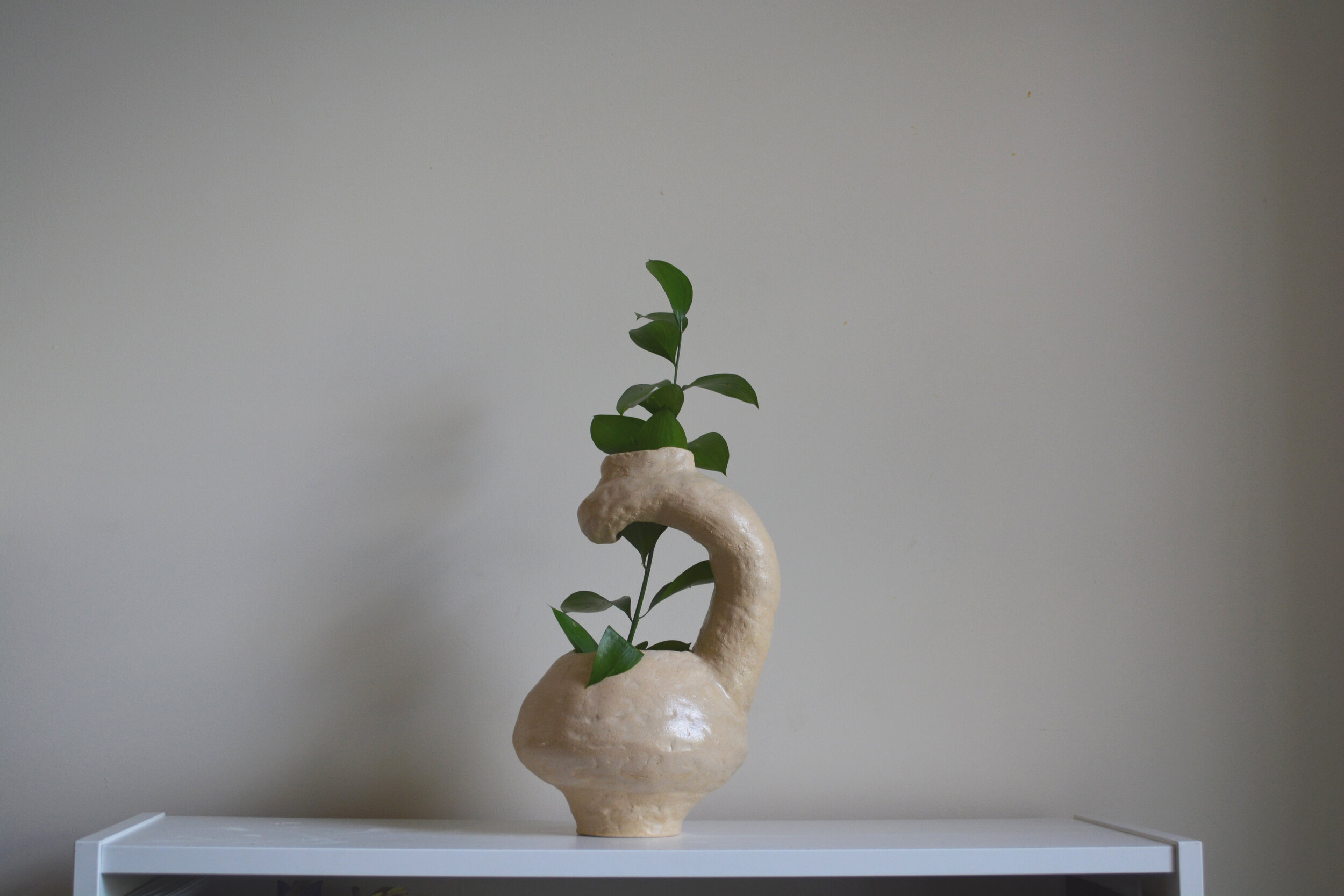 WAVE VASE
