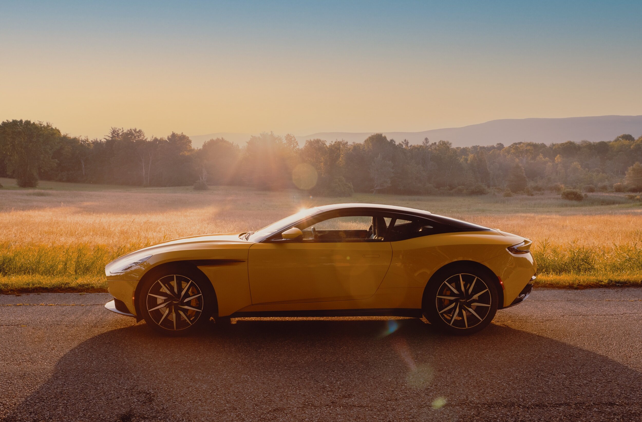 DB11_Profile_Sunrise.jpeg