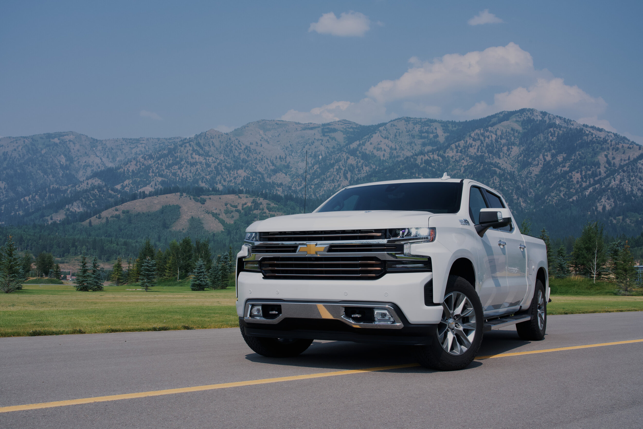 Chevy_Front45_Mountains_WEB.jpg