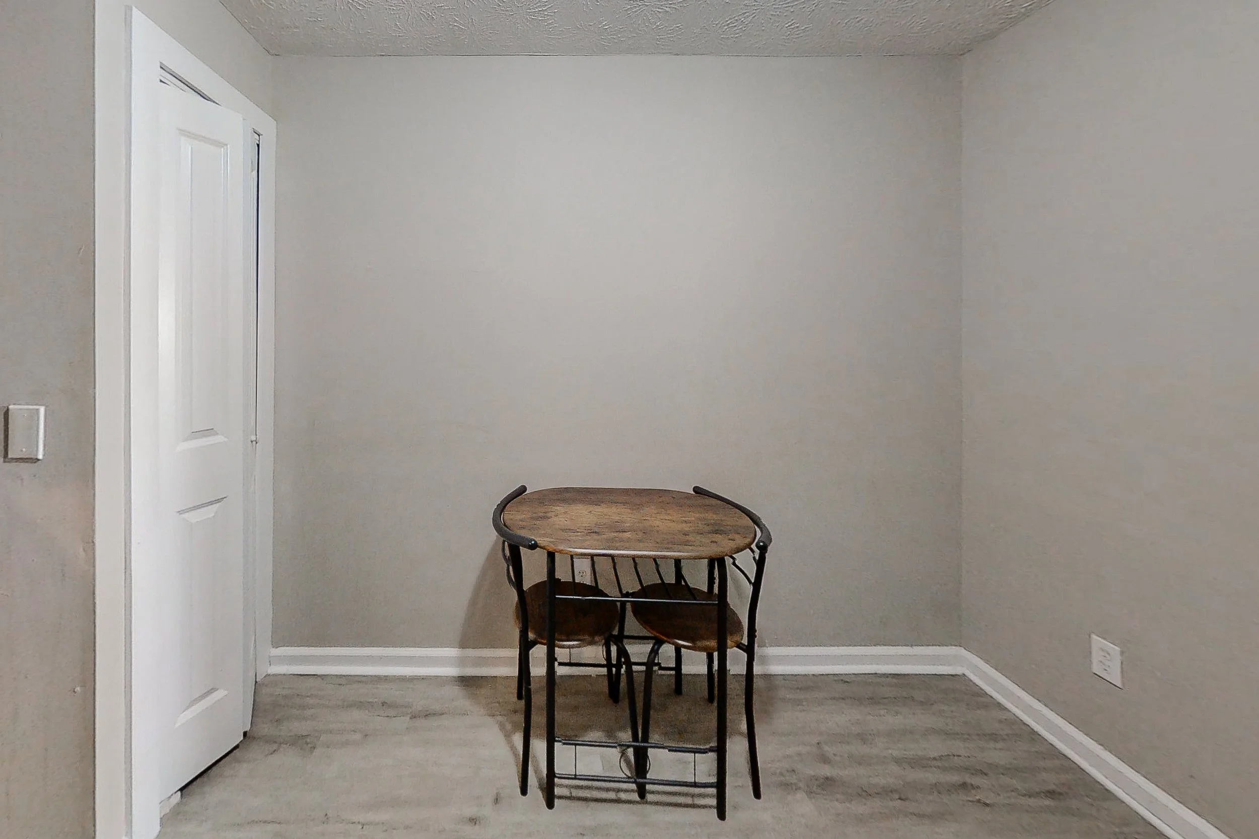 5381-Ridgemere-Ct-Kitchen-2.jpg