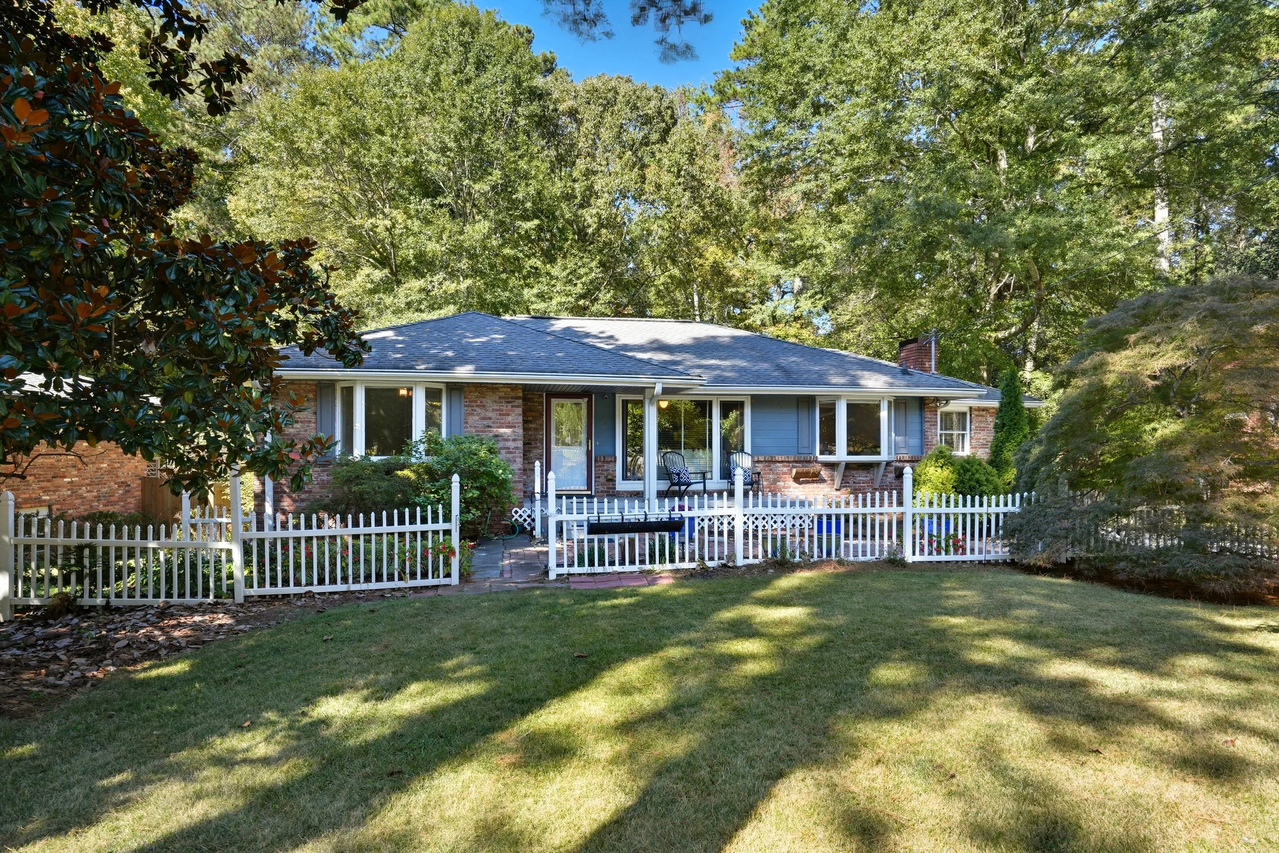 SOLD! 2702 Pangborn Road / Decatur 30030 / 1 acre lot