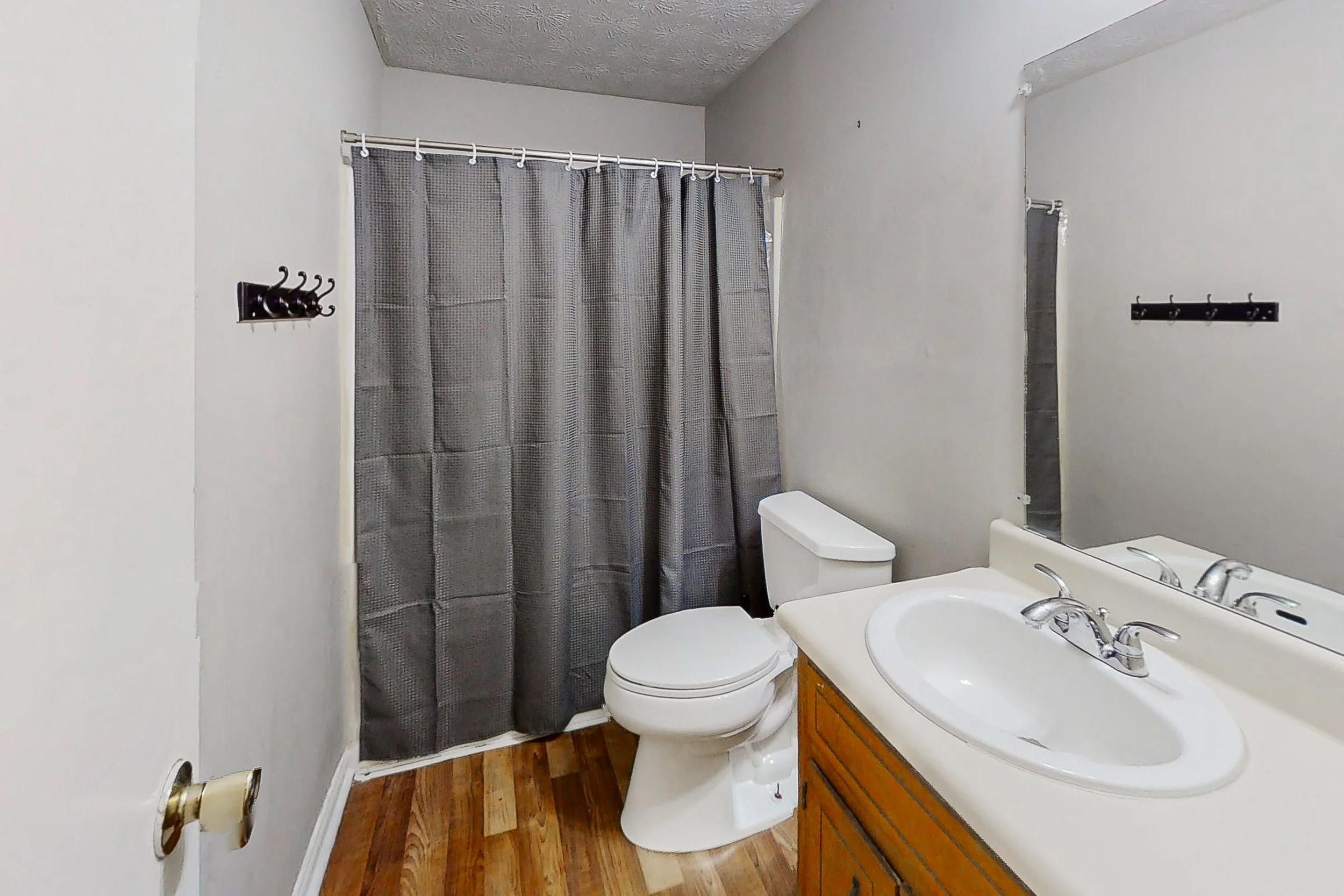 5383-Ridgemere-Ct-Bathroom-1-1.jpg
