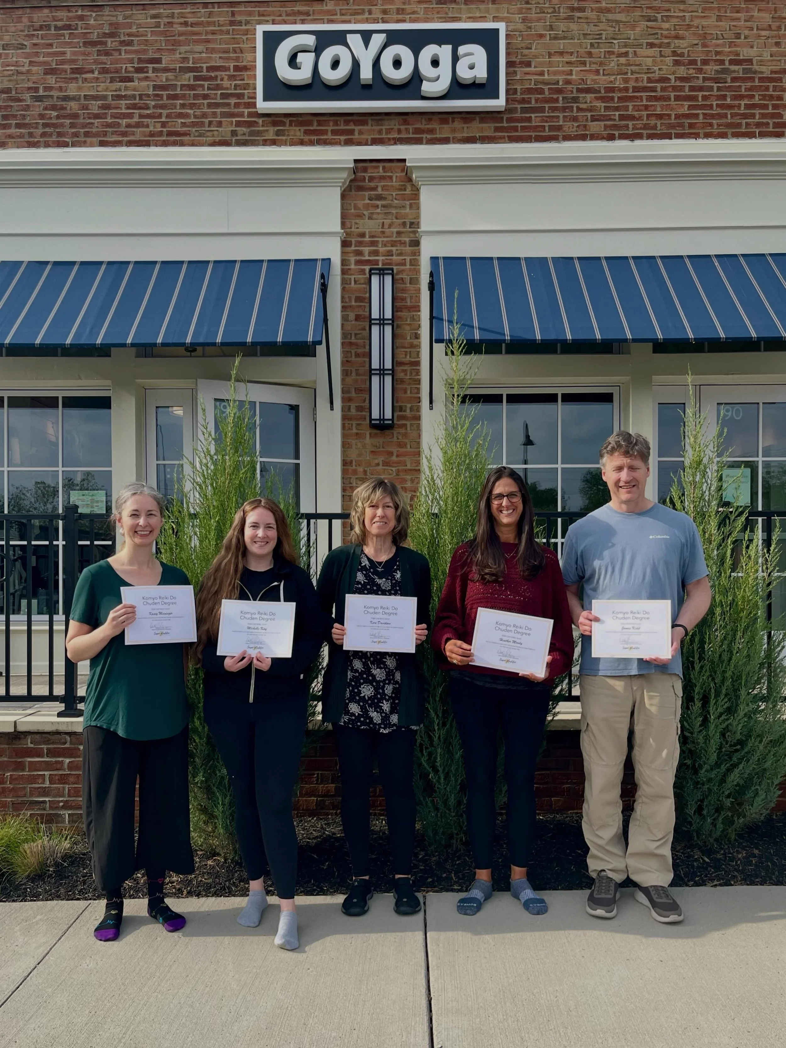 Congratulations to this beautiful group of humans who completed their Reiki Level 2 Chuden degree this weekend! It was a true honor to spend time and share energy with each one of you! Keep sharing the light!
✨✨✨
If you are interested in learning mor