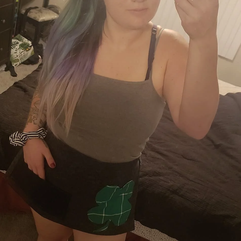 Custom order for @imnotacoolguyanymore Made with bartenders &amp; baristas in mind, this 1/2 apron has 2 functioning front pockets and has an open top that allows for ample carrying capacity. Think rucksack, but 1000x better and MUCH more fashionable