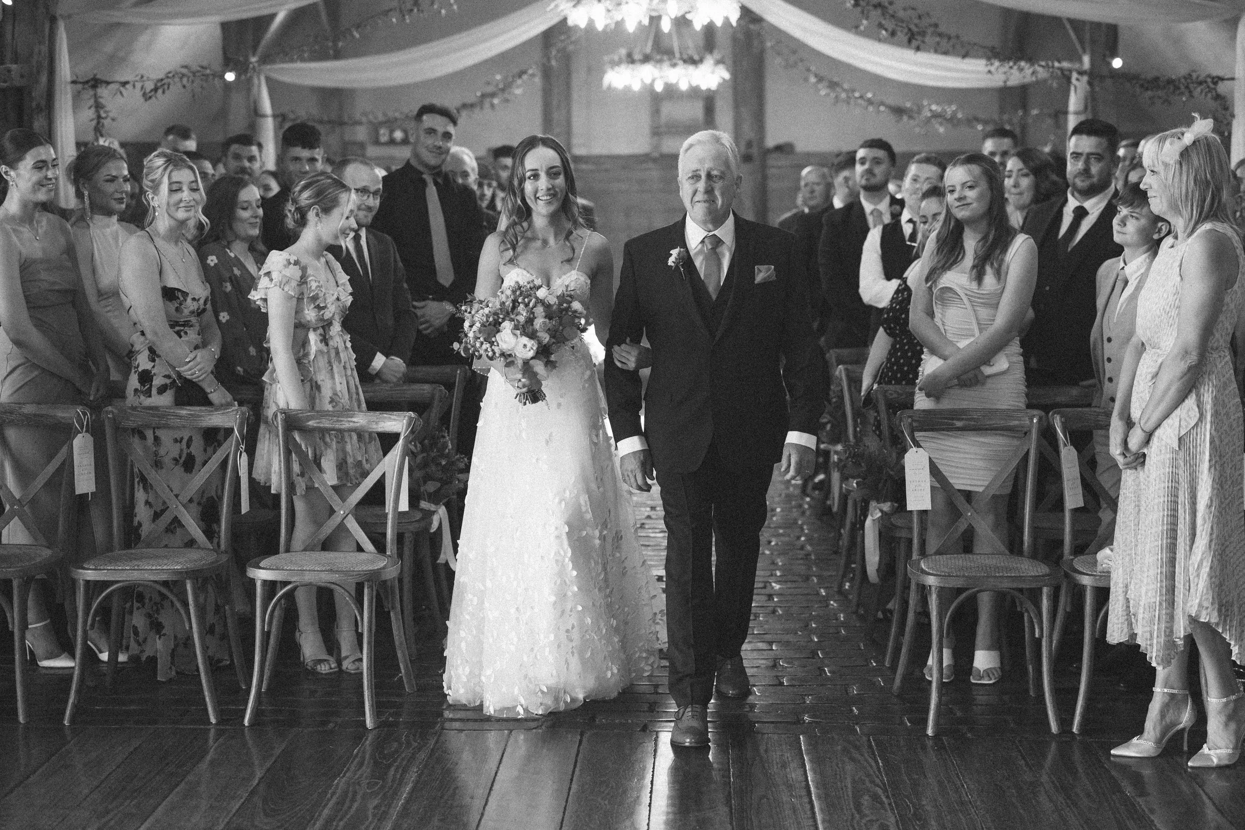 Hayley&Danny_Lains_Barn-15.jpg