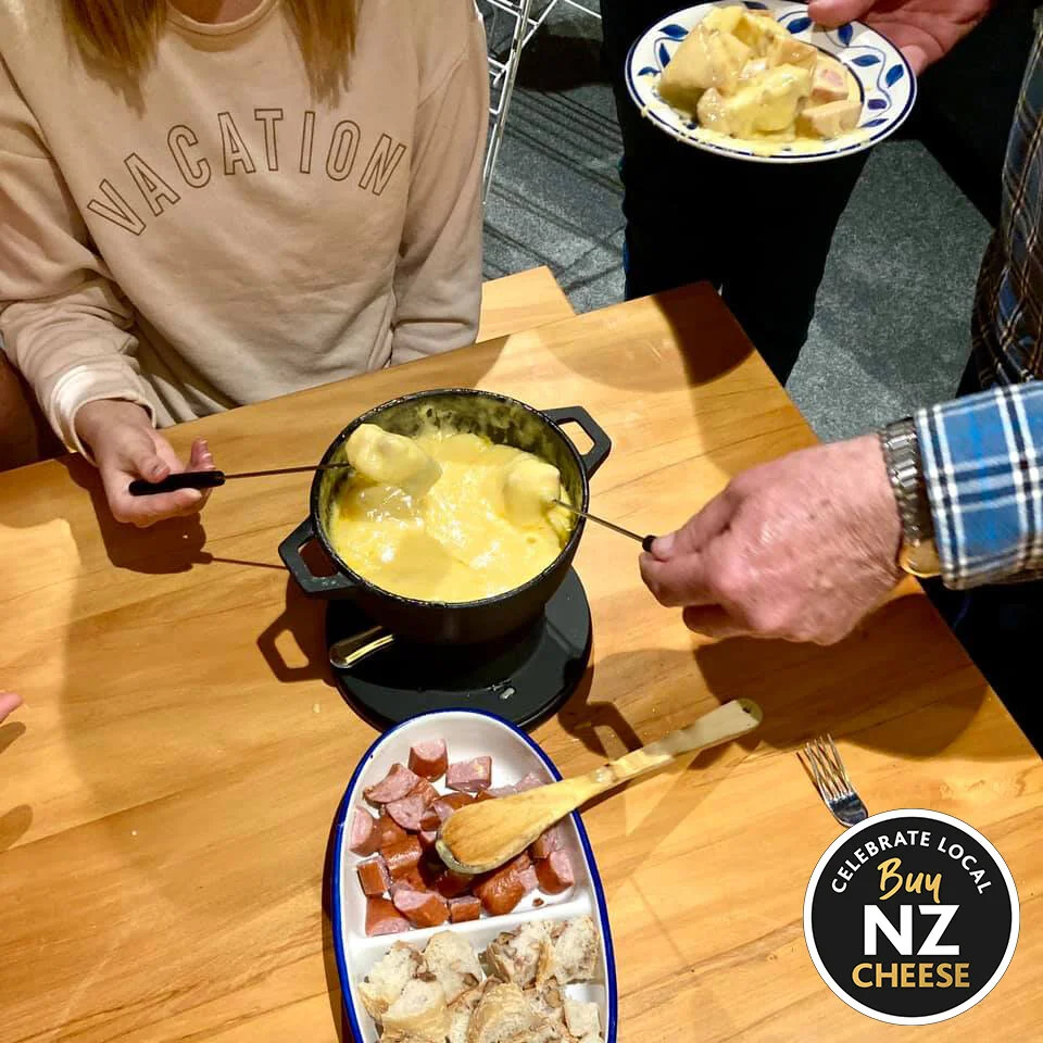 Barrys Bay Foundue.jpg