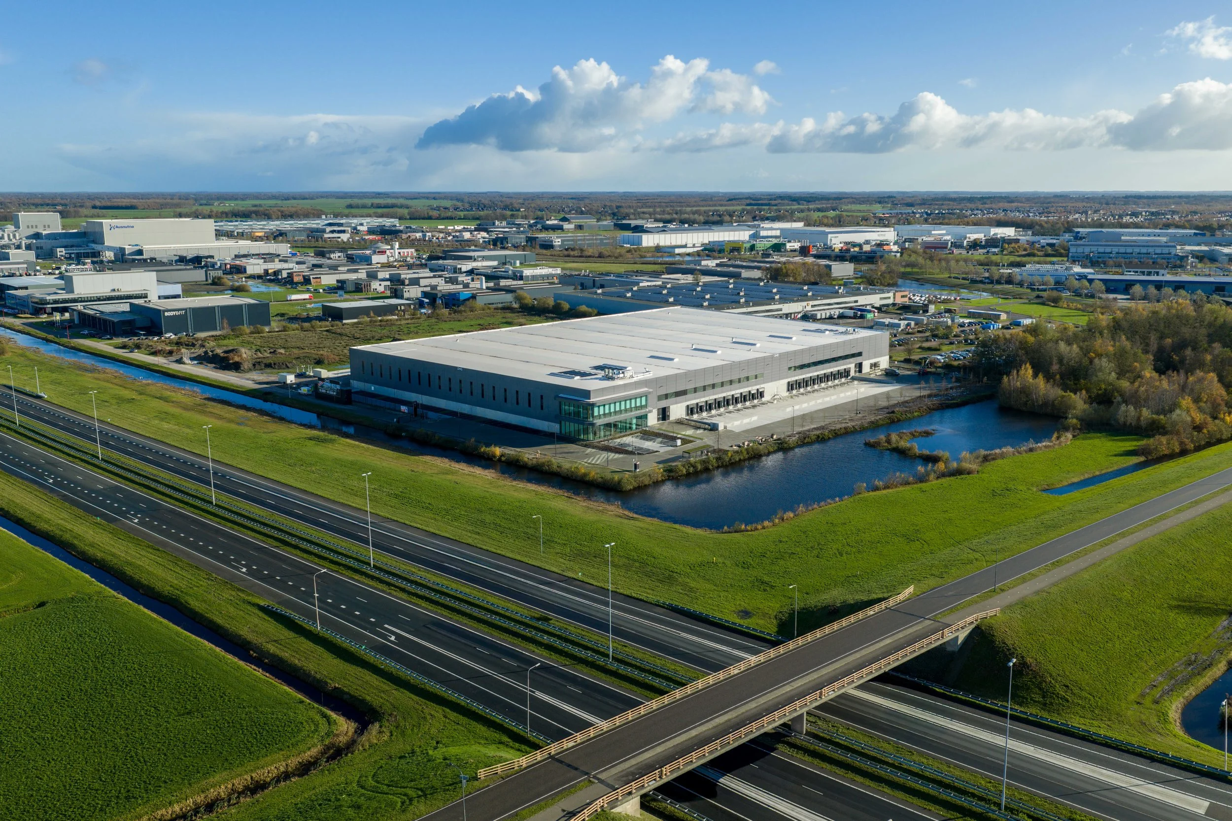 Smartlog DHG - Heerenveen - Cinefix-2.jpg