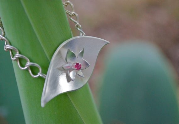 https://i.etsystatic.com/6820387/r/il/723bb4/422614681/il_570xN.422614681_9n0s.jpg