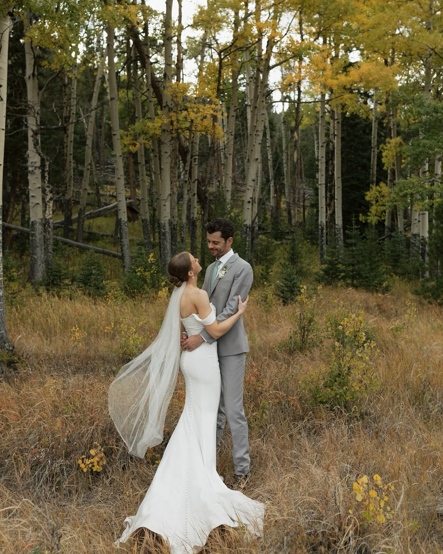 Eloping in RMNP in the fall?? Say less, I&rsquo;m there. 

It was an absolute joy to be a part of and witness a contagious love like @wiebraj &amp; Brandon have! It&rsquo;s always a privilege to be invited into such intimate days and I genuinely felt