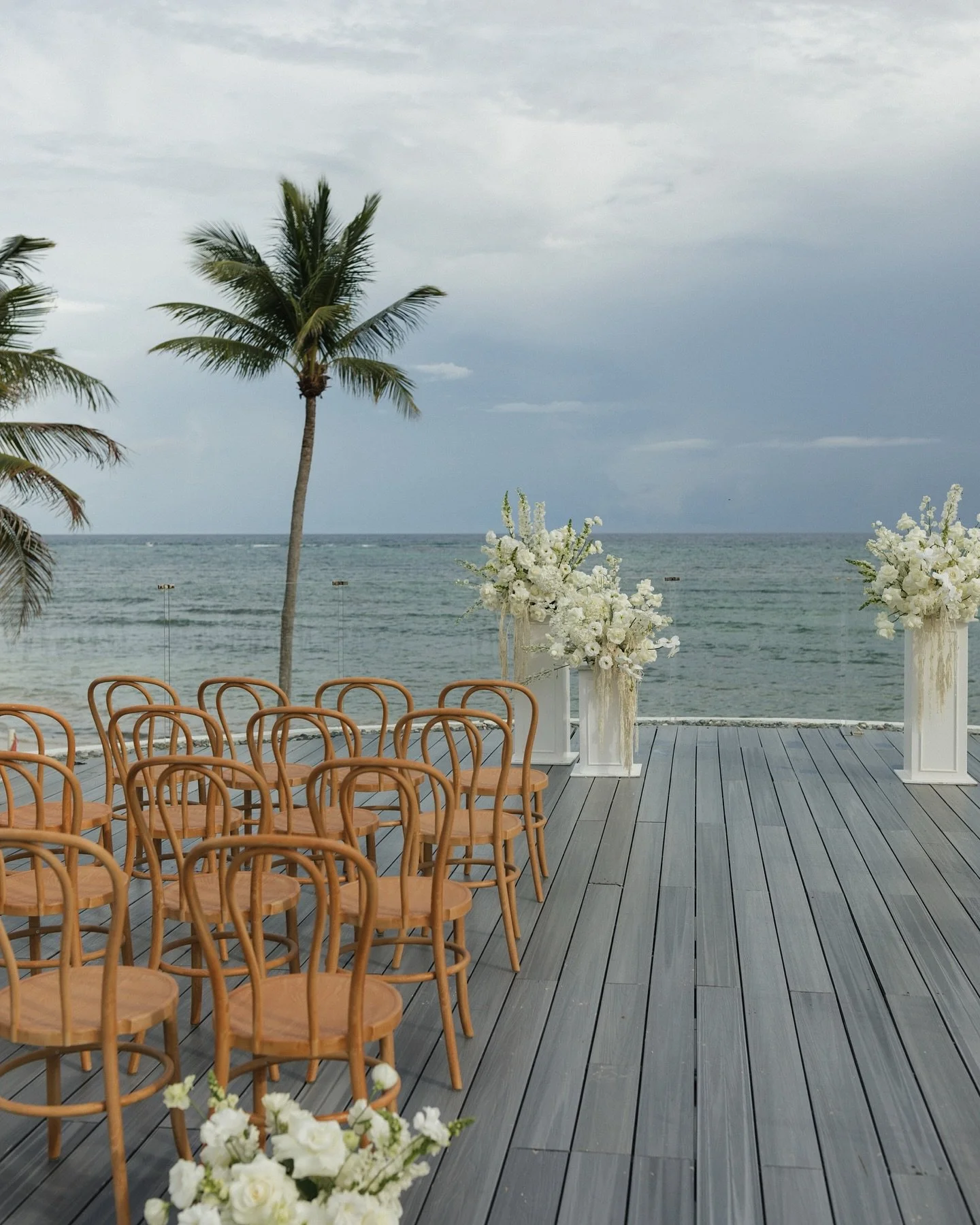 It really is ✨ all in the details ✨

-
-
-

#weddingdetails #beachwedding #beachweddingphotographer #destinationweddingphotographer #mexicoweddingphotographer #floridaweddingphotographer #eastcoastweddingphotographer #southcarolinaweddingphotographer