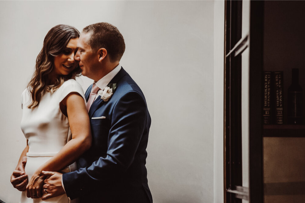 MELBOURNE_ELOPEMENT_PHOTOGRAPHY-42.jpg