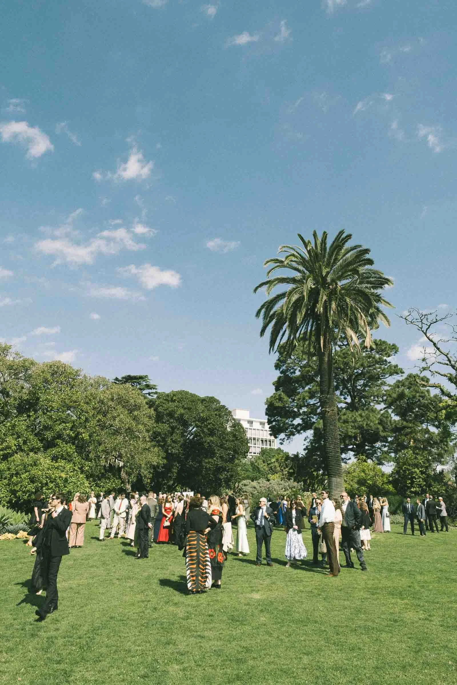 MELBOURNE BOTANICAL GARDEN WEDDING