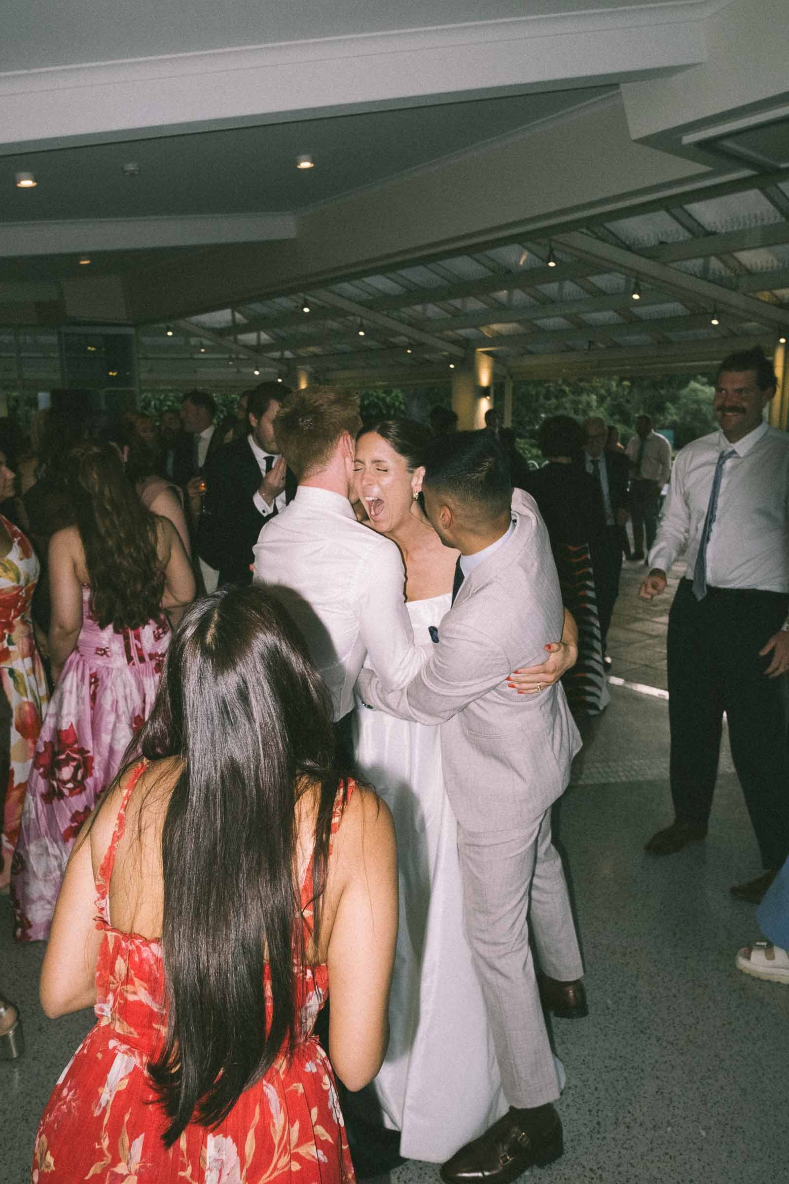 MELBOURNE BOTANICAL GARDEN WEDDING, BRIDE AND GROOM FIRST DANCE, GUESTS ON THE DANCE FLOOR