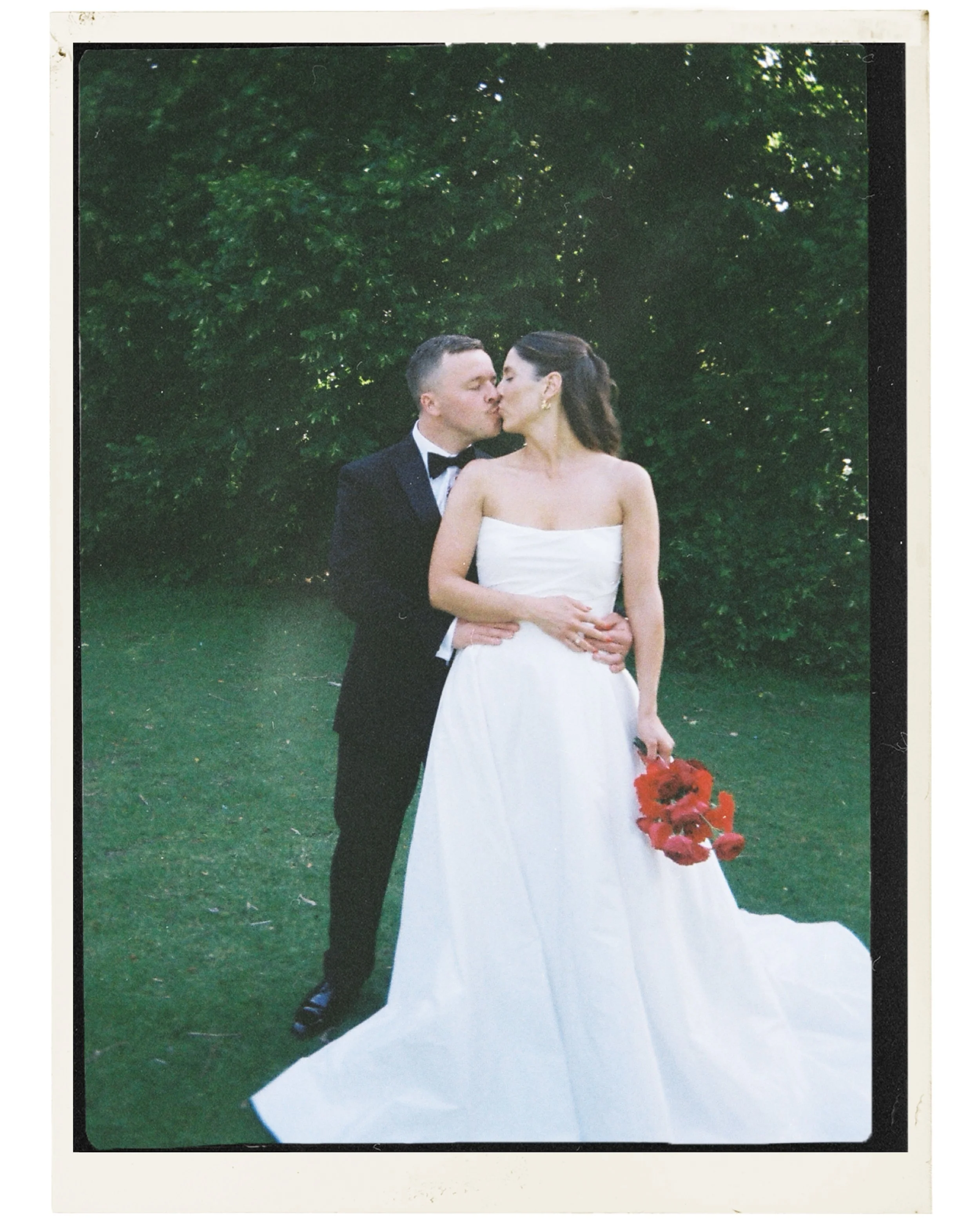 KATE AND MITCH WEDDING CEREMONY PHOTOGRAPHED ON 35MM FILM