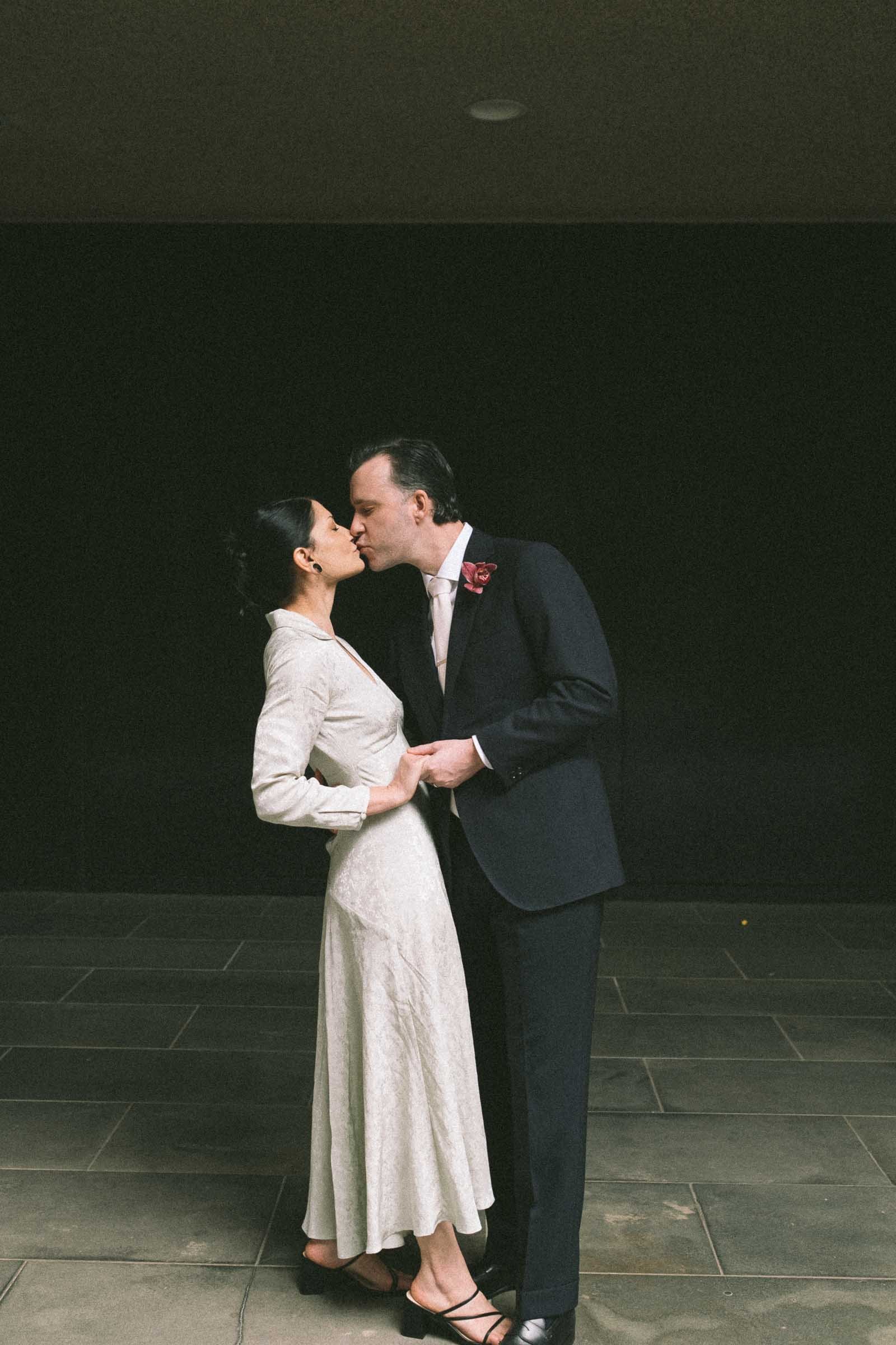 MELBOURNE_ELOPEMENT_PHOTOGRAPHY-64.jpg