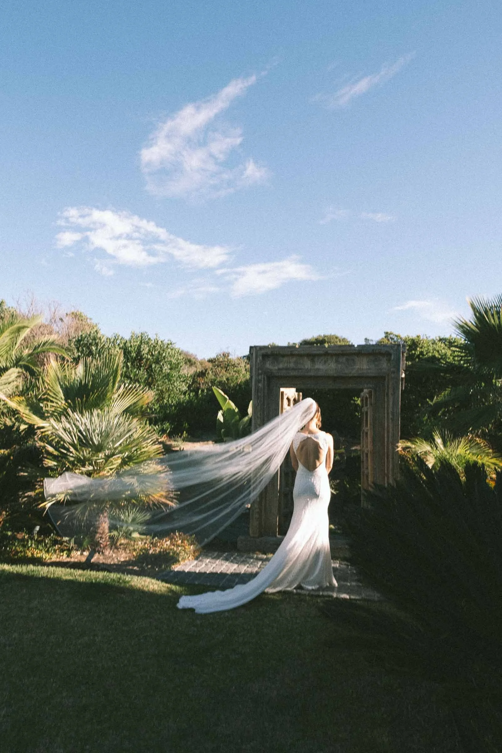 MORNINGTON_PENINSULA_WEDDING-46.jpg
