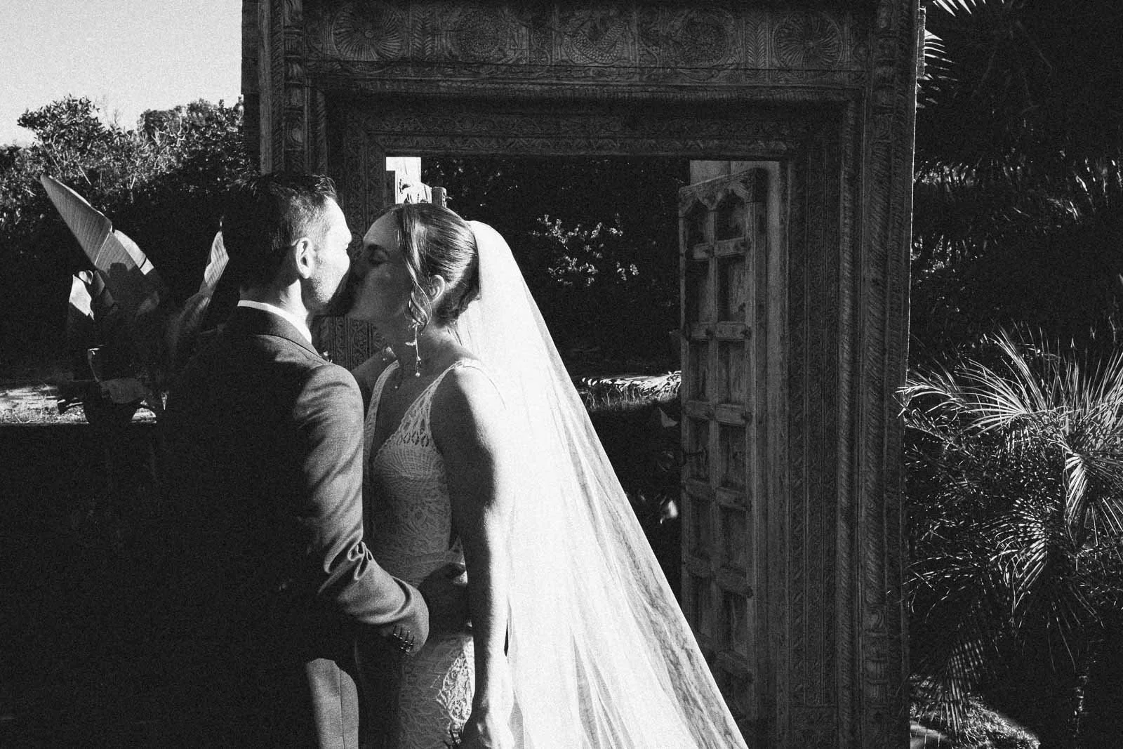 MORNINGTON_PENINSULA_WEDDING-49.jpg