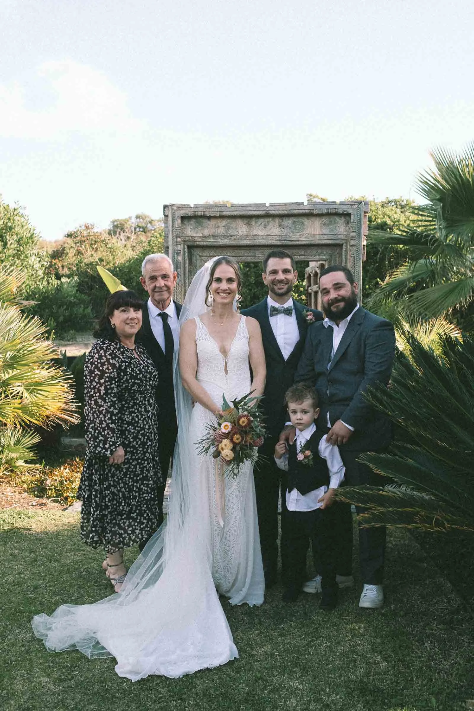 MORNINGTON_PENINSULA_WEDDING-54.jpg