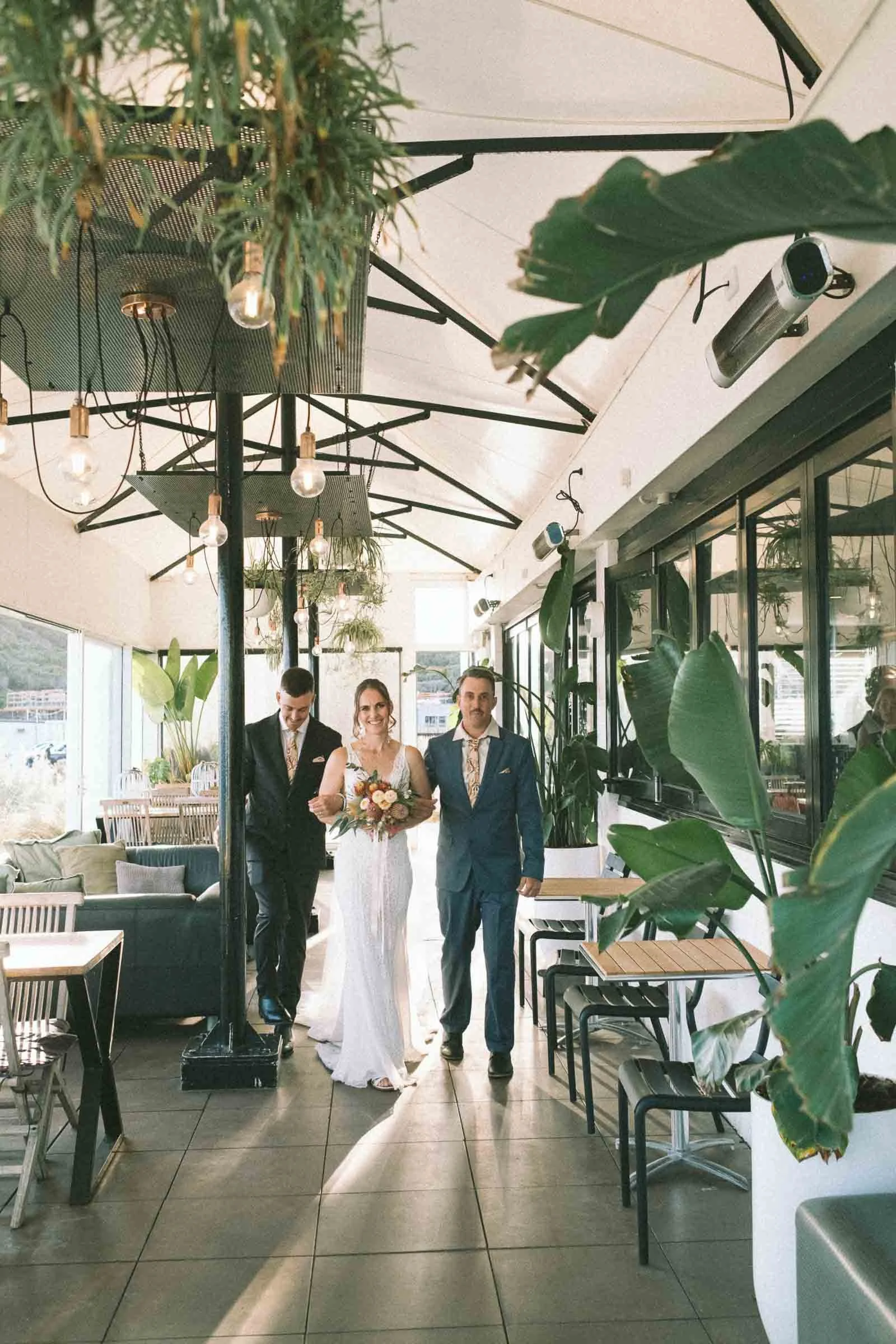 MORNINGTON_PENINSULA_WEDDING-84.jpg