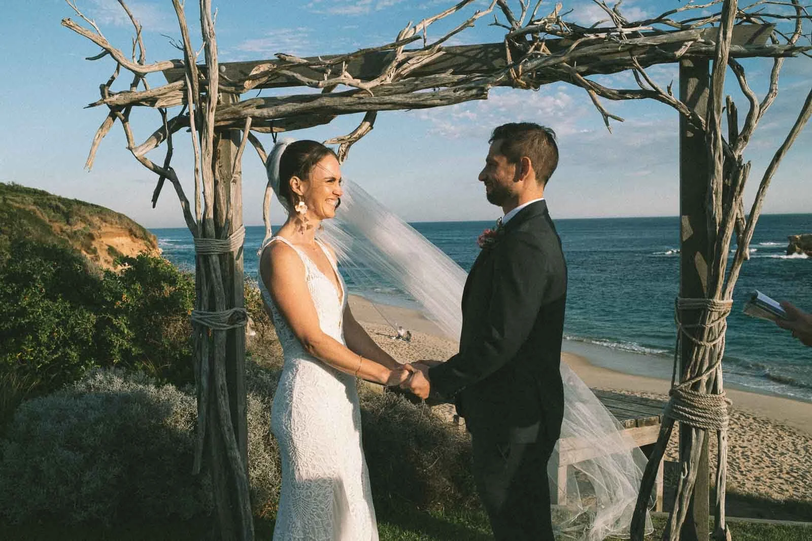 MORNINGTON_PENINSULA_WEDDING-96.jpg
