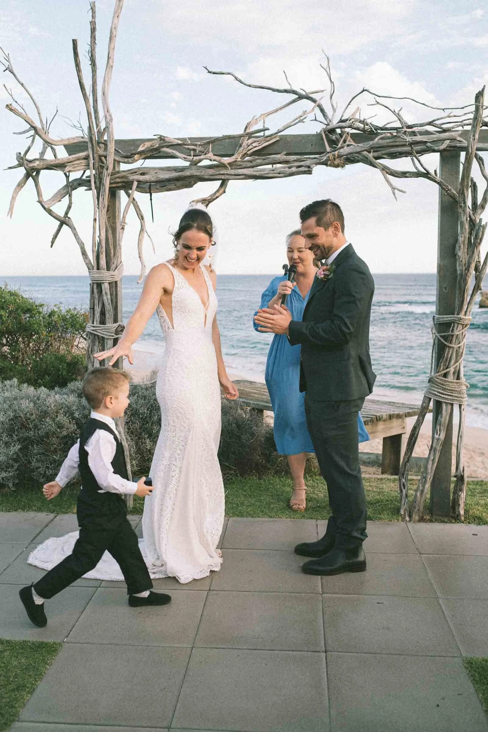 MORNINGTON_PENINSULA_WEDDING-106.jpg