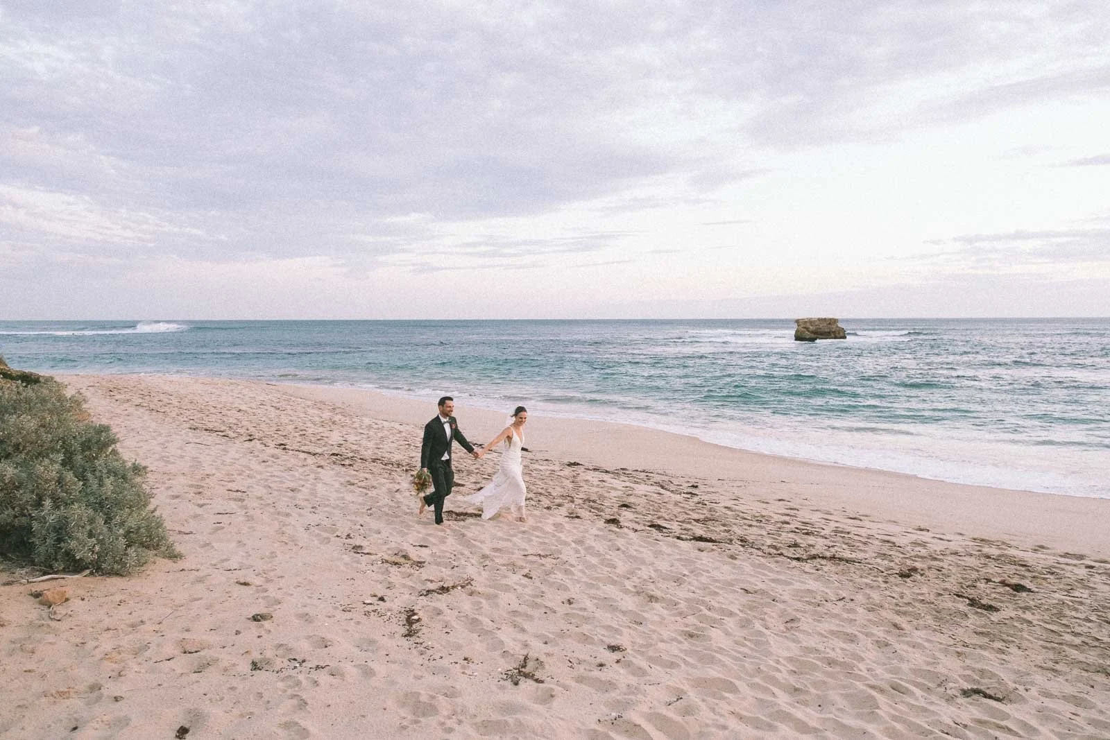 MORNINGTON_PENINSULA_WEDDING-195.jpg