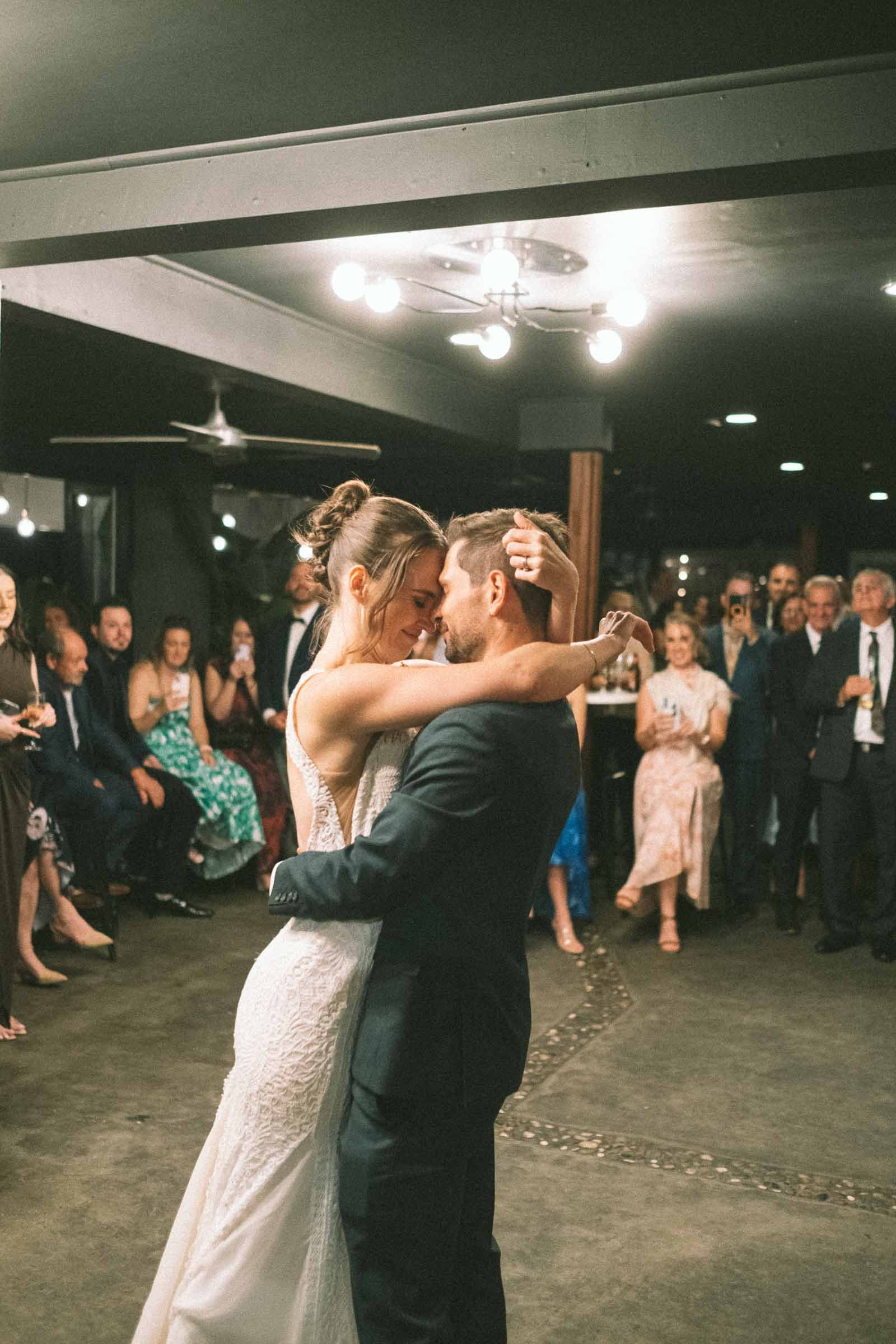 MORNINGTON_PENINSULA_WEDDING-213.jpg