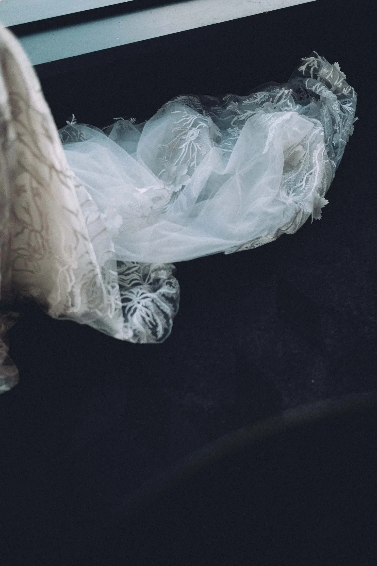 MELBOURNE_ELOPEMENT_PHOTOGRAPHY-72.jpg