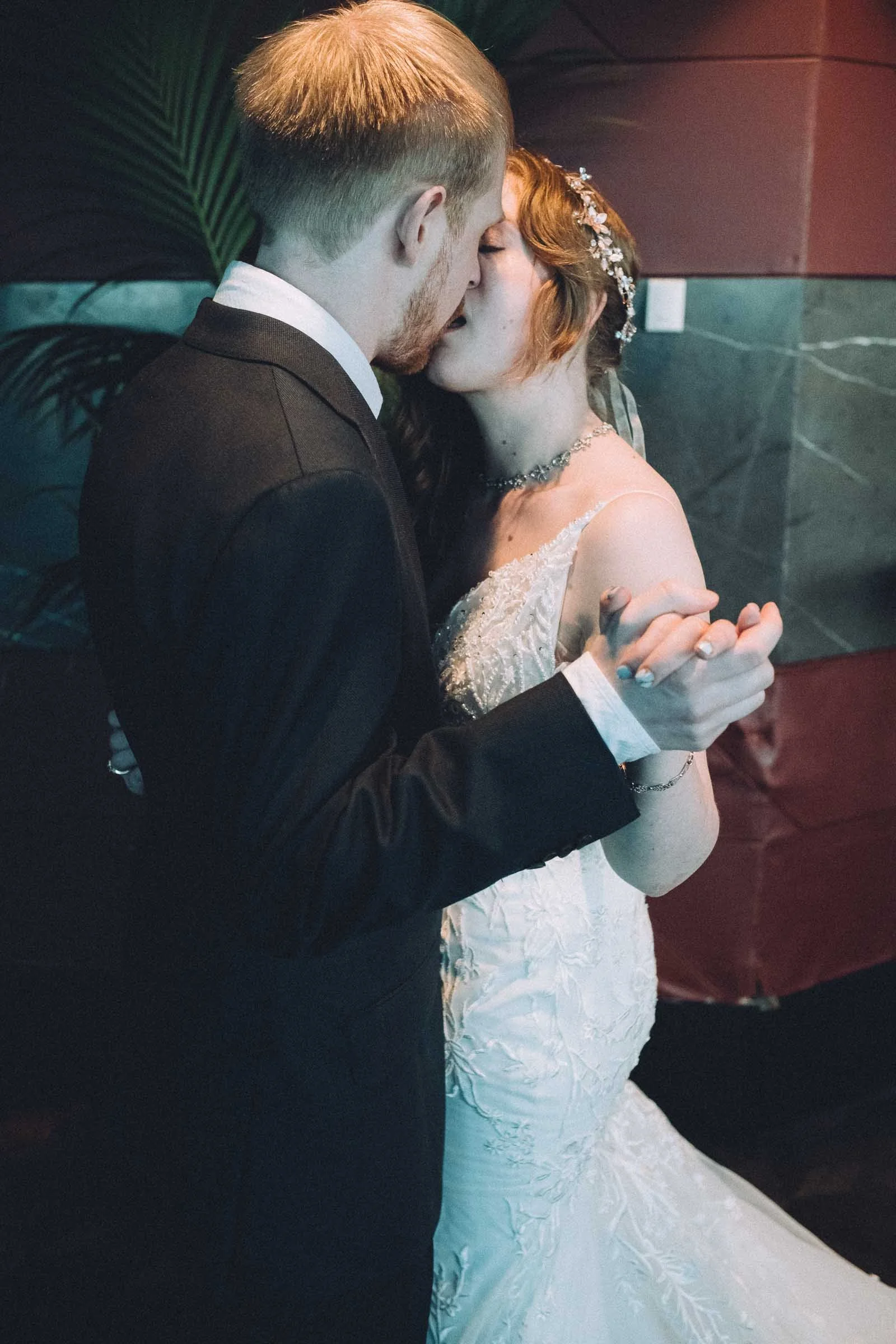 MELBOURNE_ELOPEMENT_PHOTOGRAPHY-83.jpg